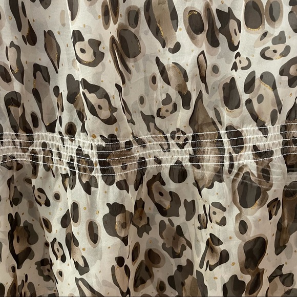 Chico's 3/4 Length Sleeve with Elastic Waist Cheetah Print Semi-Sheer Blouse - Picture 3 of 10